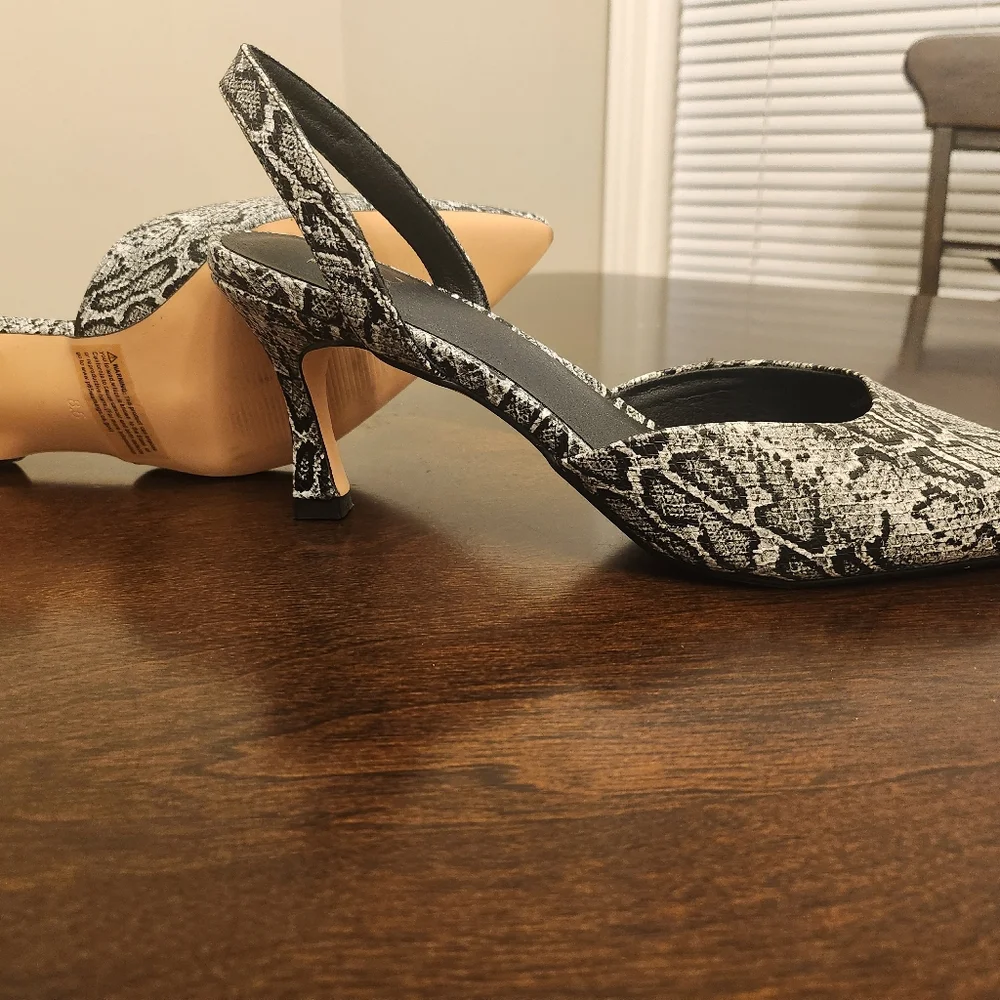 NYC  Shoes - Picture 3 of 4